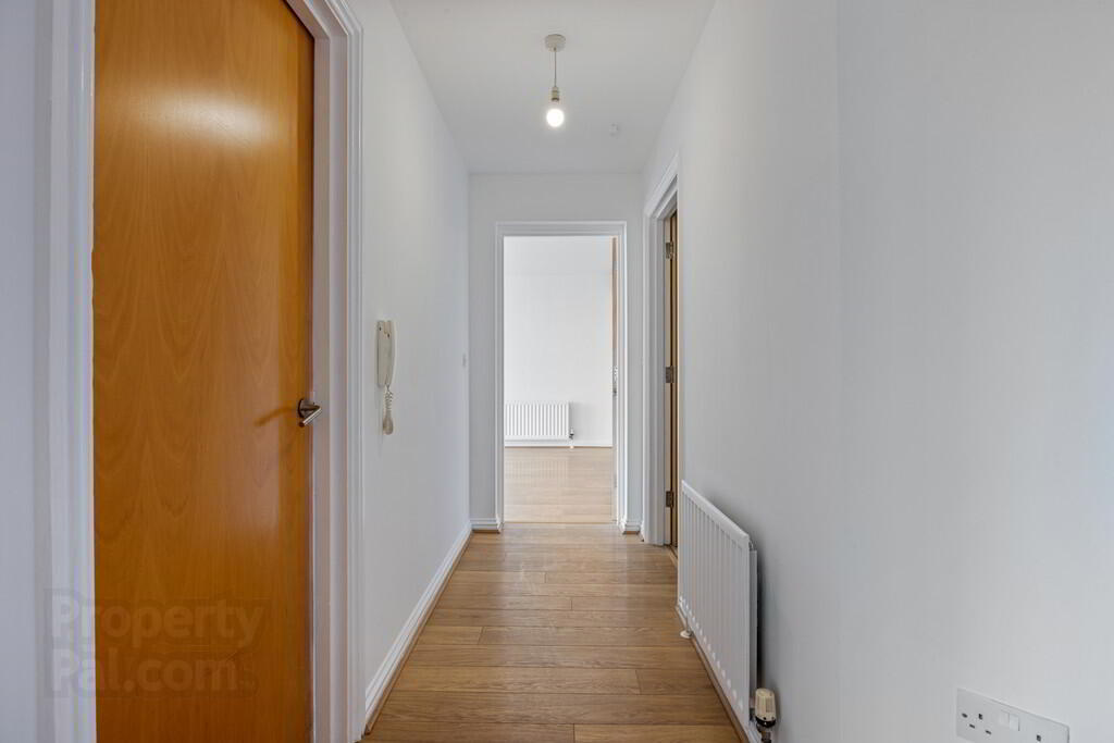 Apt 5, Northview 3 of 16