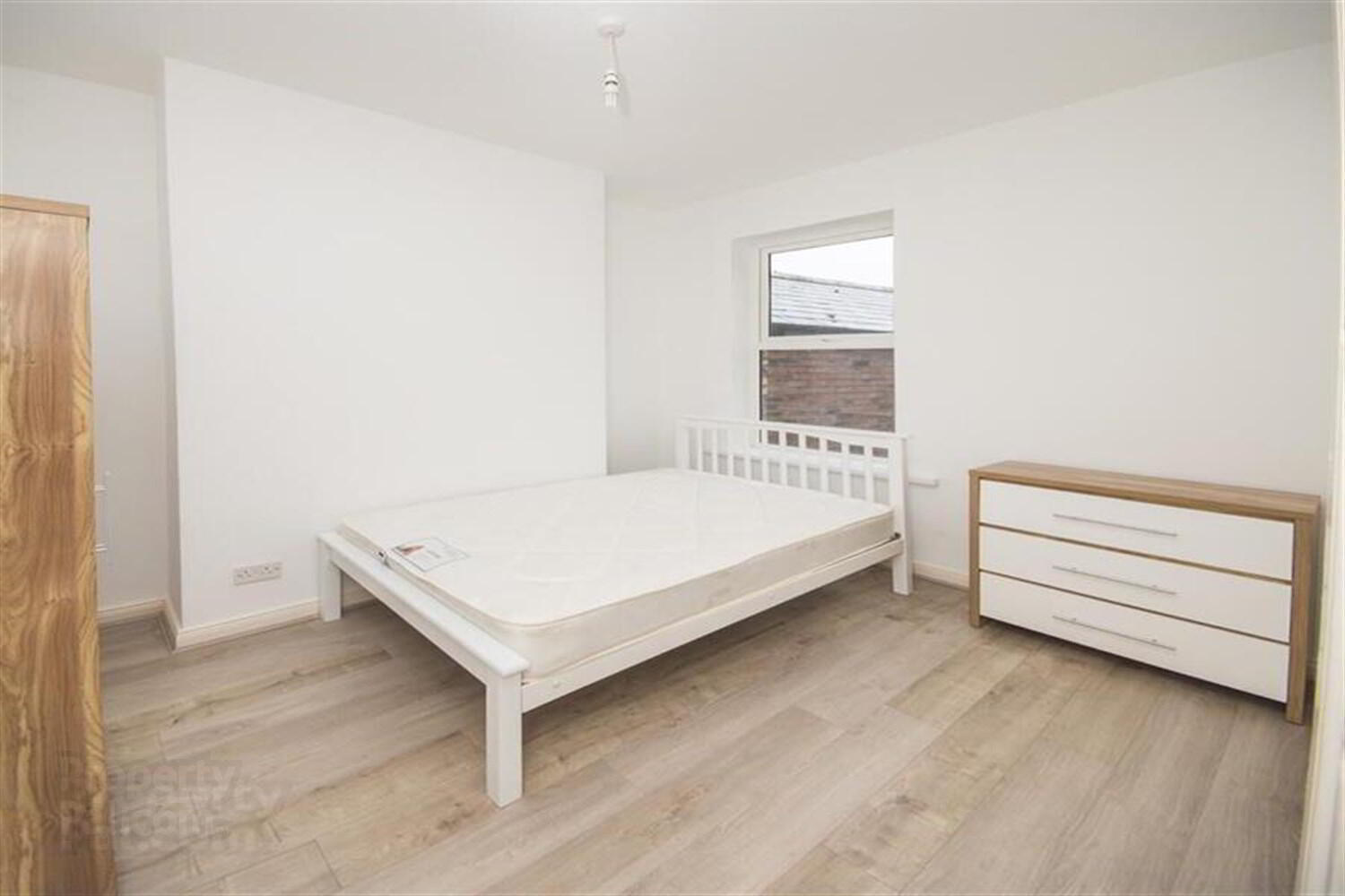 3 College Place North 6 of 11