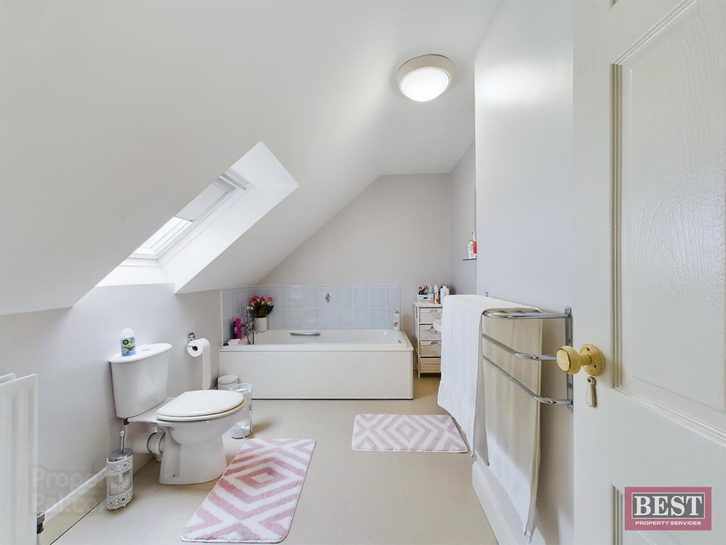 25 Ashbrook Mews 13 of 19