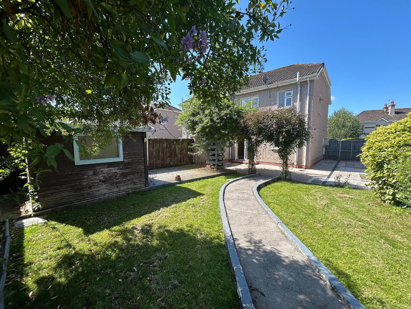 22 Deerpark Avenue 19 of 23