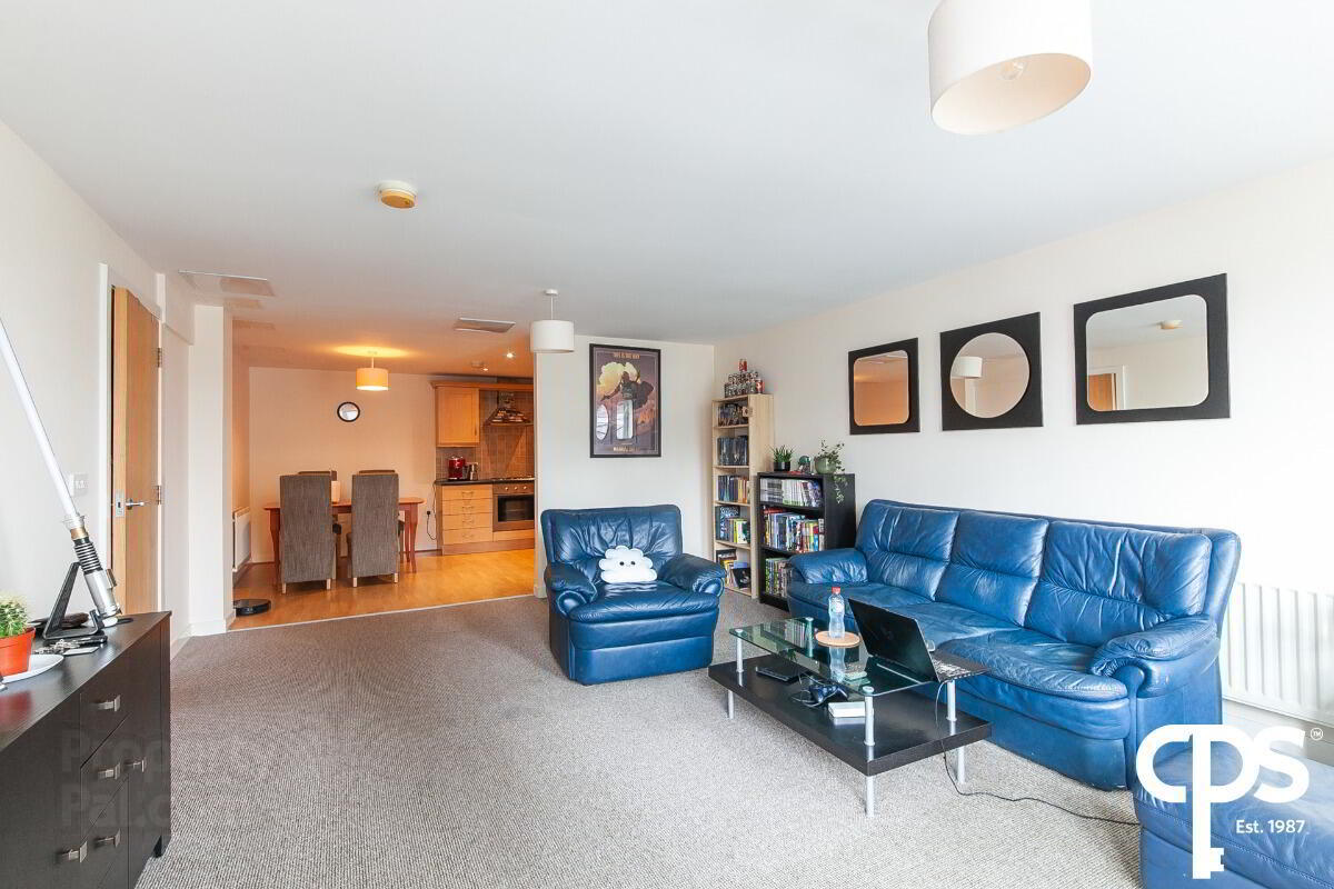 12 Shaftesbury Court 3 of 13