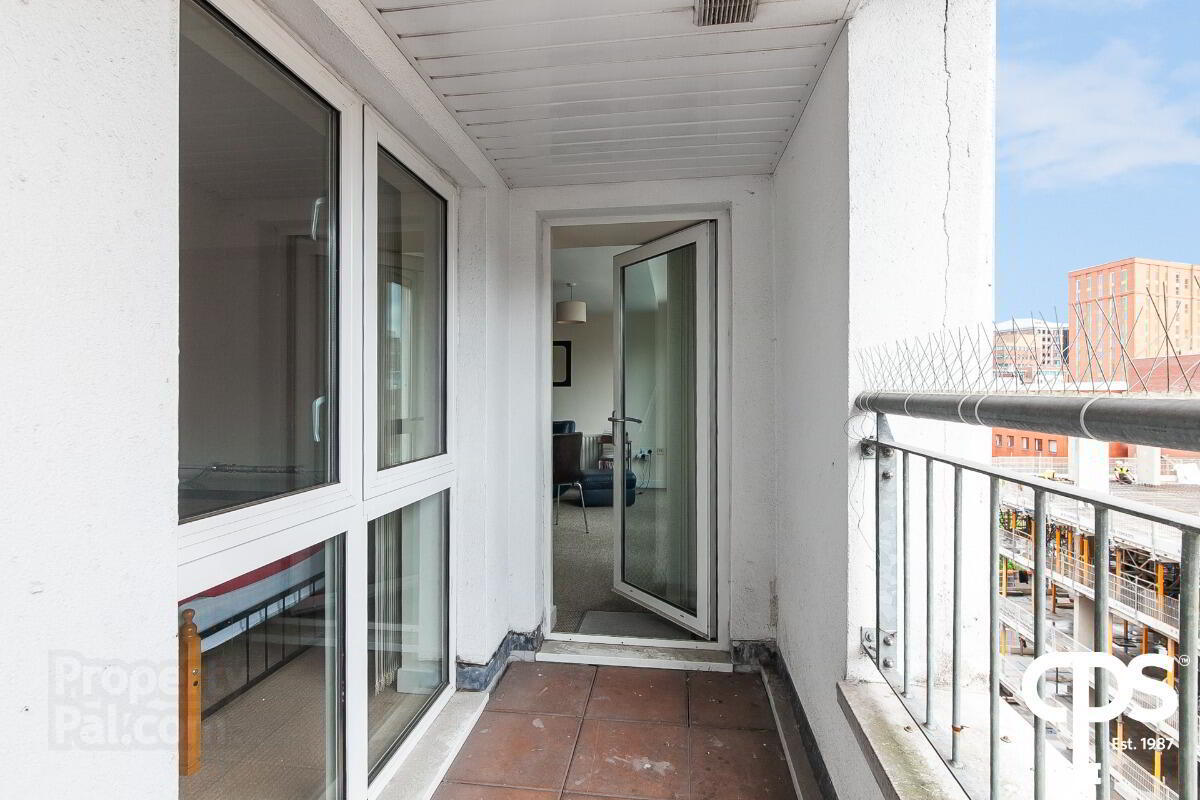 12 Shaftesbury Court 13 of 13