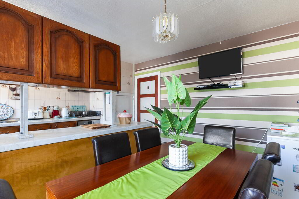 84 Lisavon Street 11 of 22