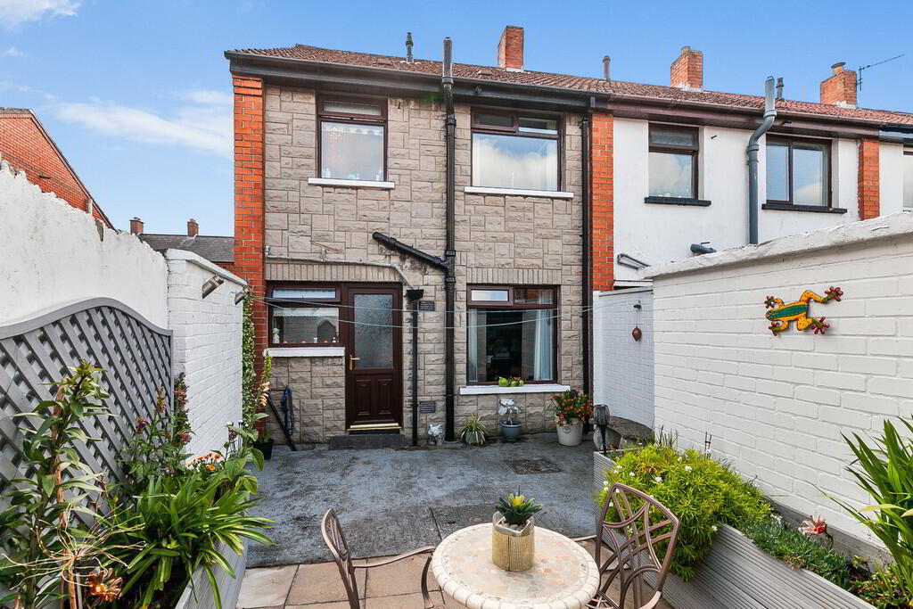 84 Lisavon Street 18 of 22