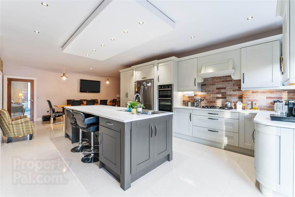 63 Strangford Road 5 of 21