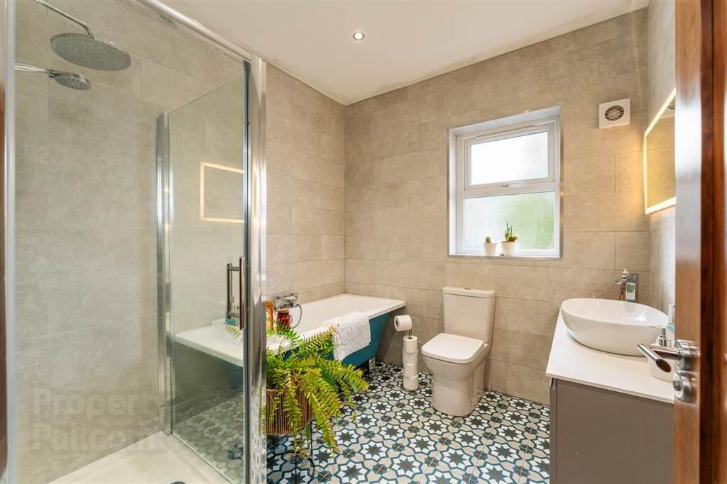 63 Strangford Road 15 of 21