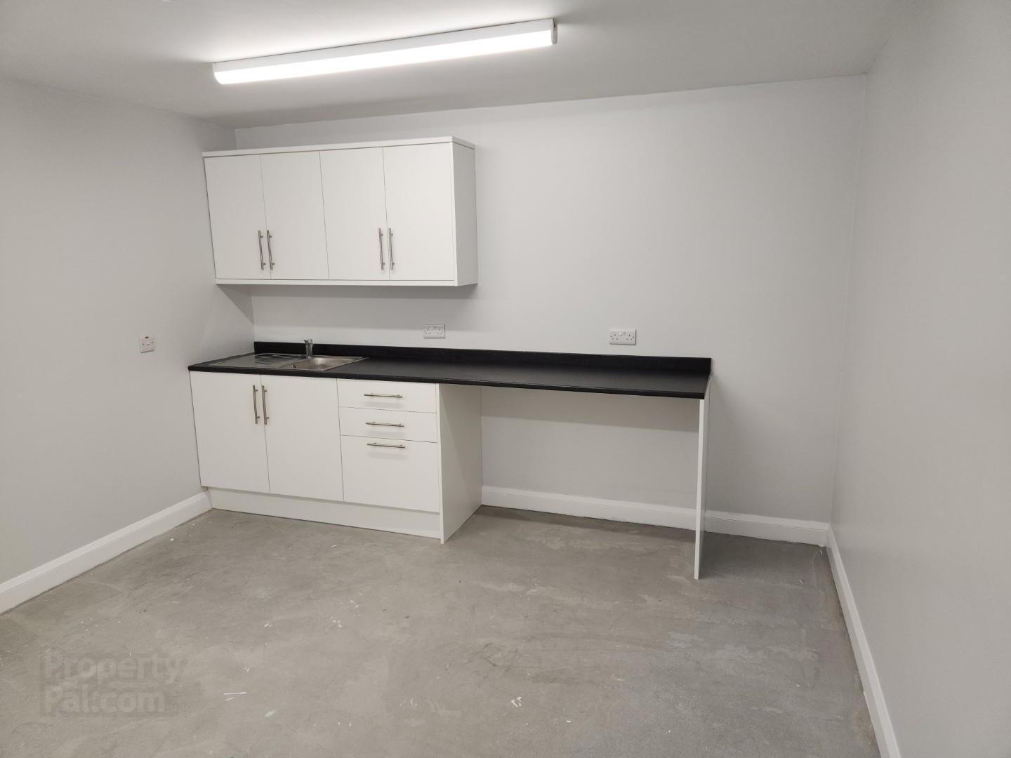 144 Longstone Street 13 of 15