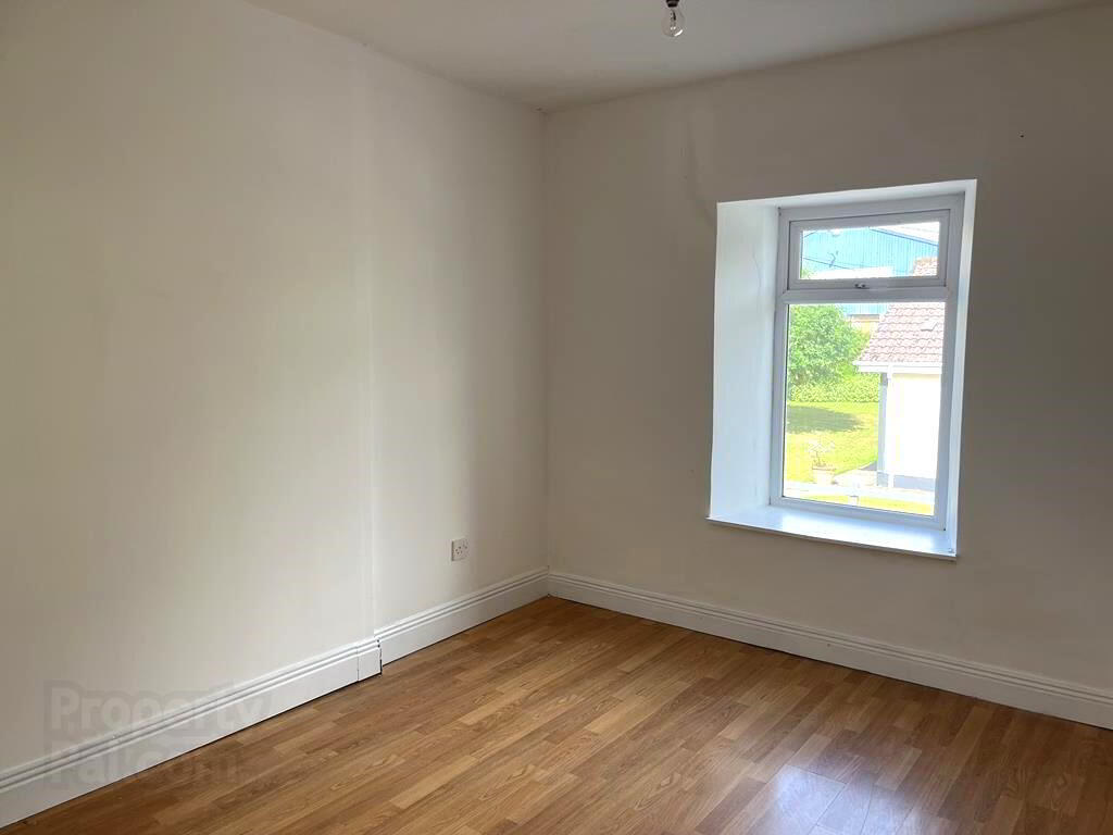 90 Cook Street 6 of 16