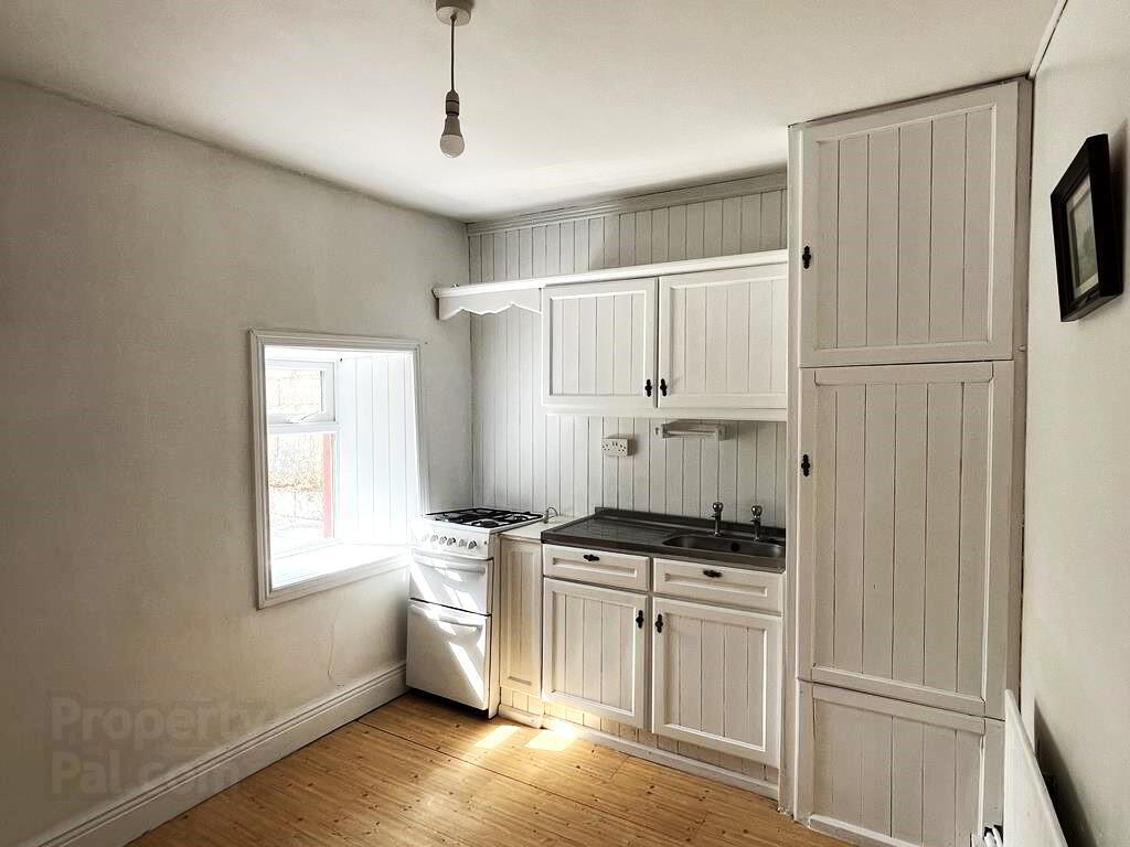 90 Cook Street 4 of 16