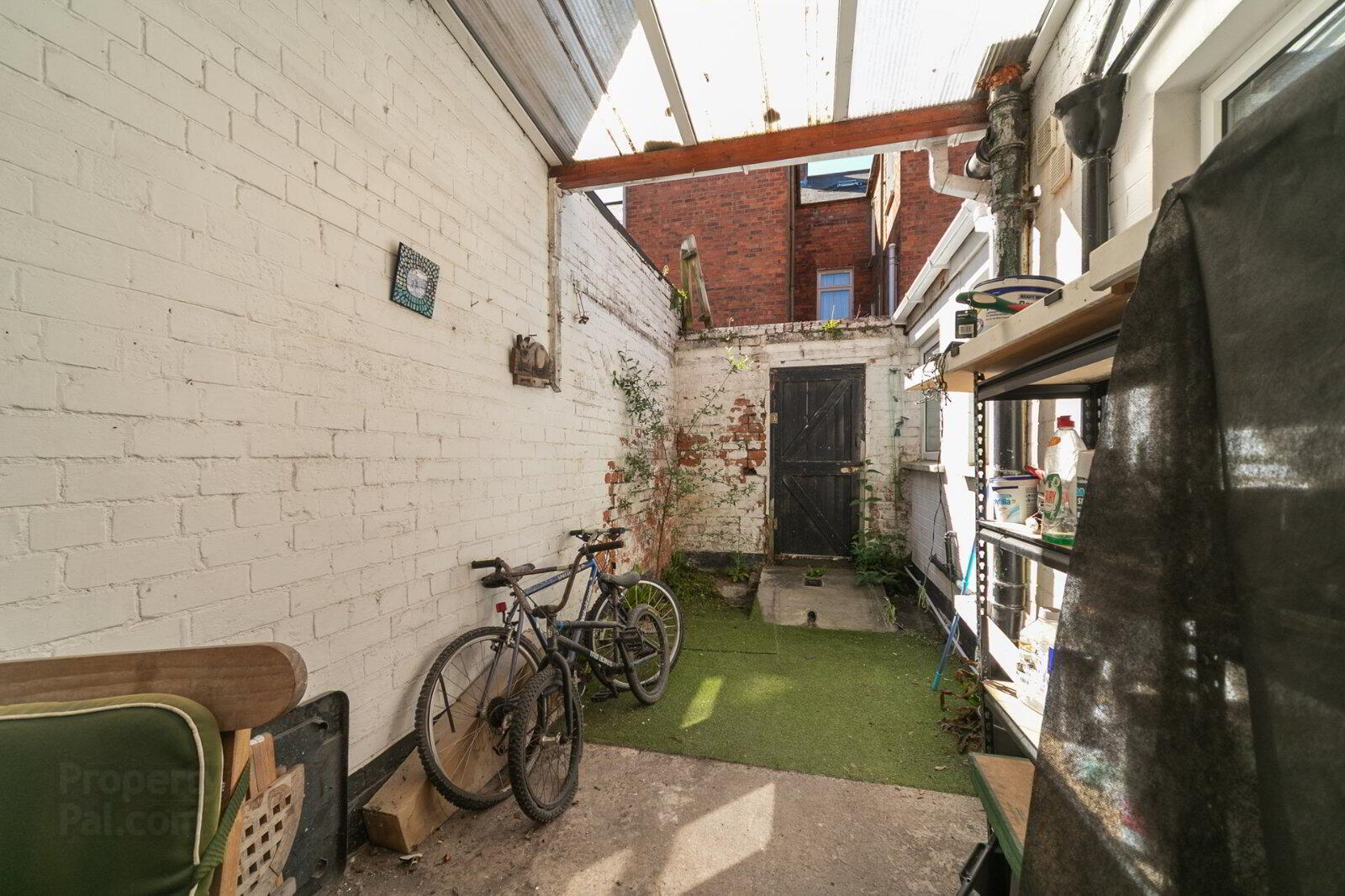 32 Rossmore Avenue 14 of 14