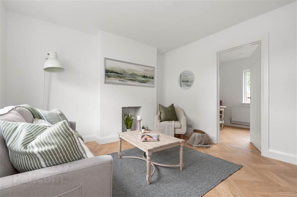 13 Upper Princes Street 4 of 32