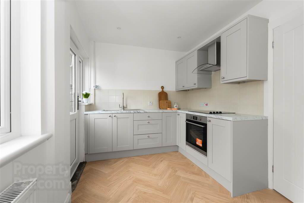 13 Upper Princes Street 11 of 32