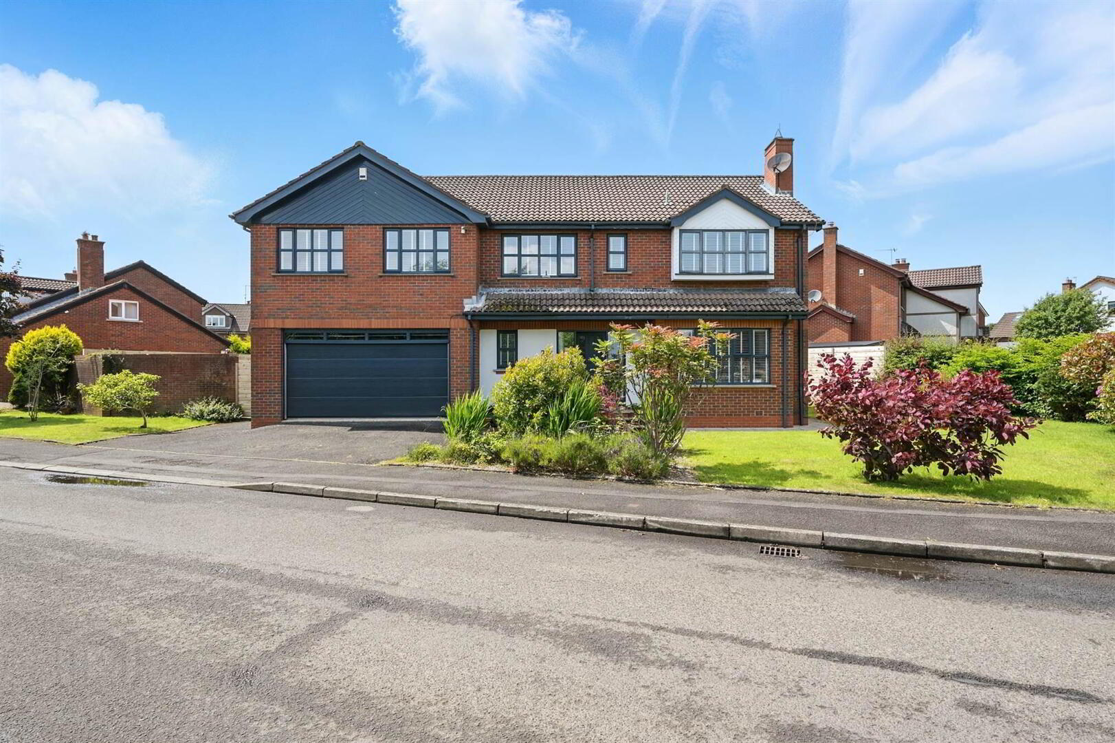 32 Meadowbank 1 of 30