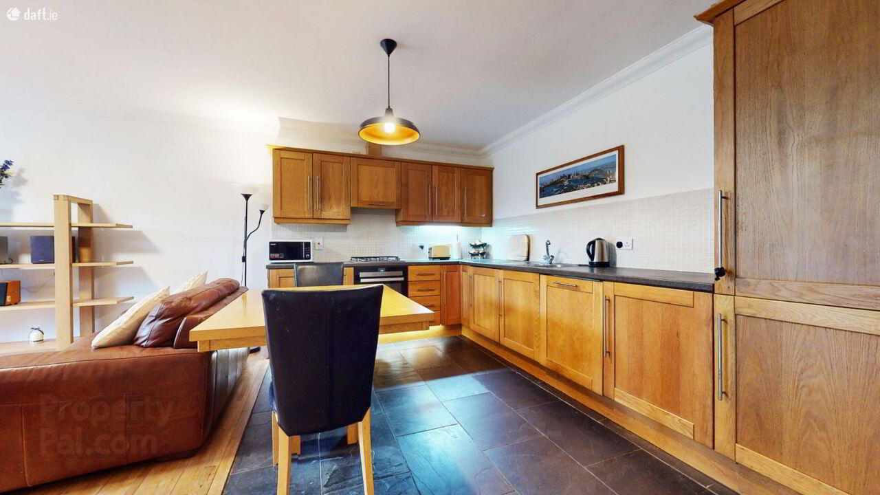 Apartment 15 Station Court 12 of 21
