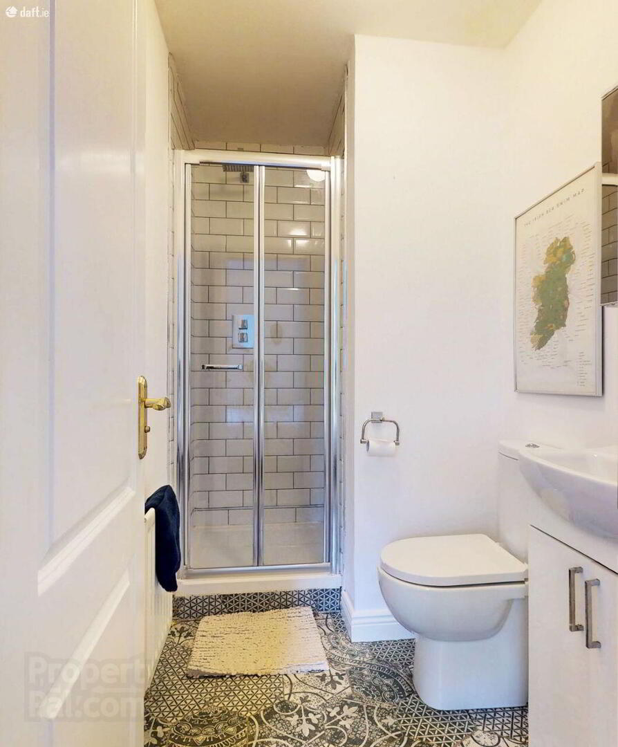 Apartment 15 Station Court 18 of 21