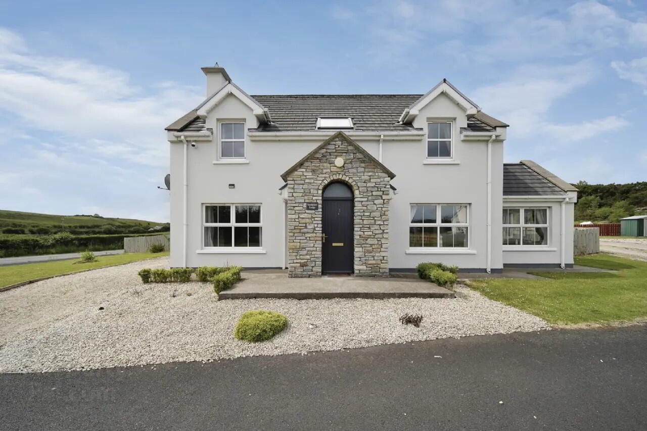 Sand Piper Lodge, 1 Ballymastocker Heights 1 of 41
