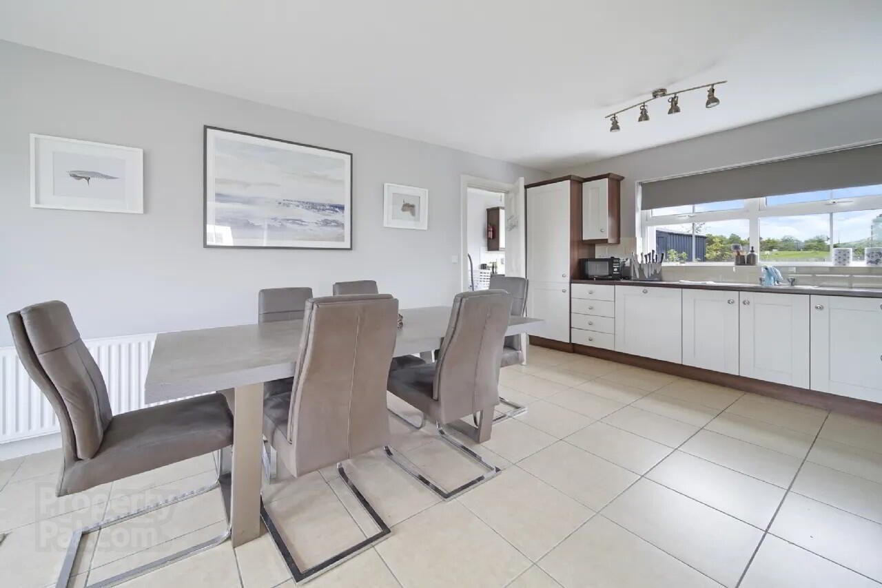 Sand Piper Lodge, 1 Ballymastocker Heights 14 of 41