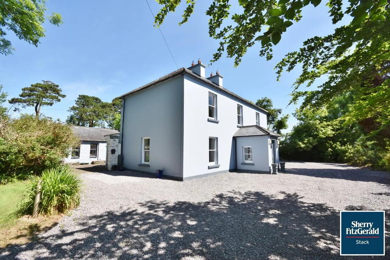Glebe House, Rusheen 3 of 32