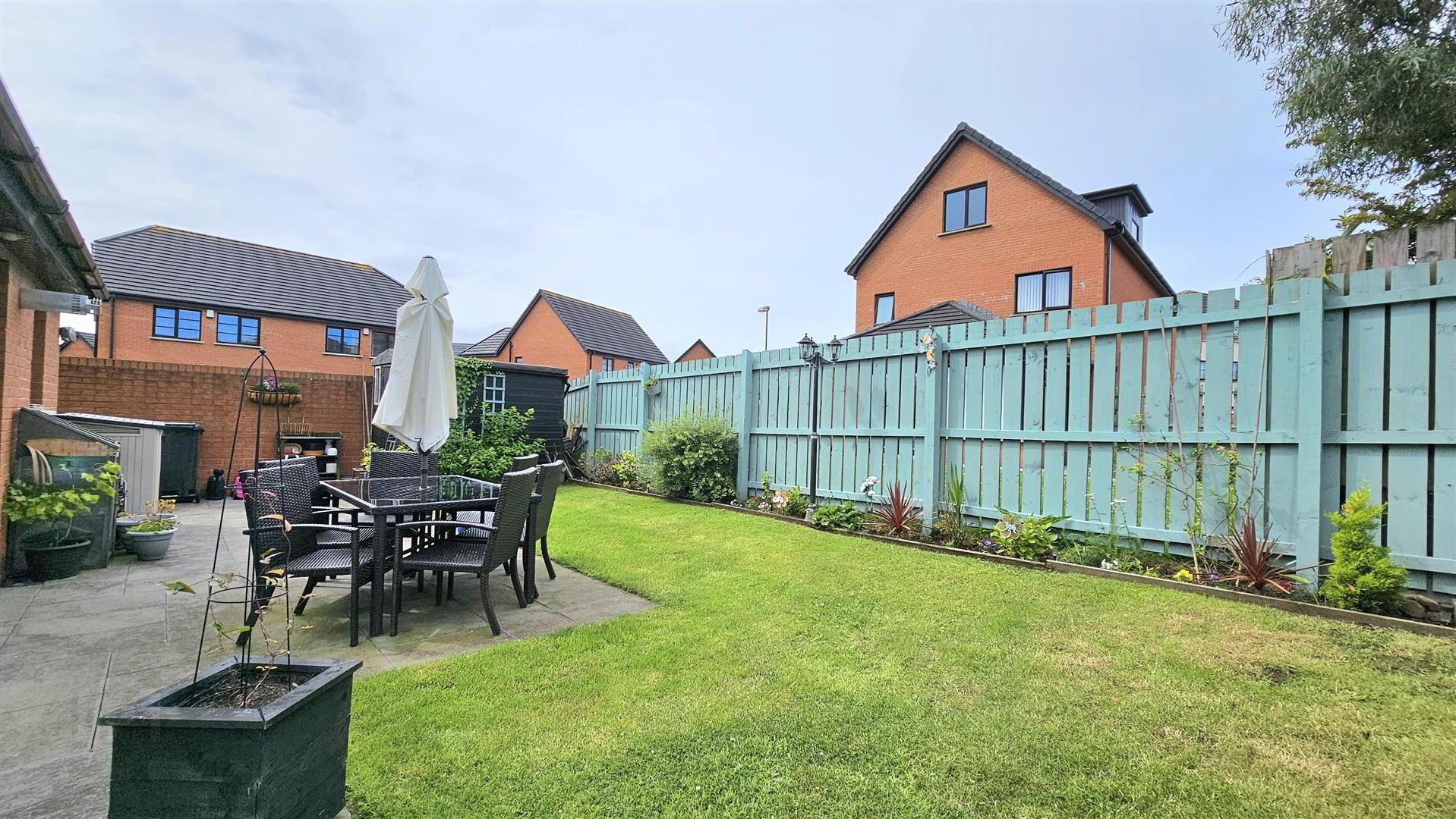 33 Highgrove Crescent 26 of 29