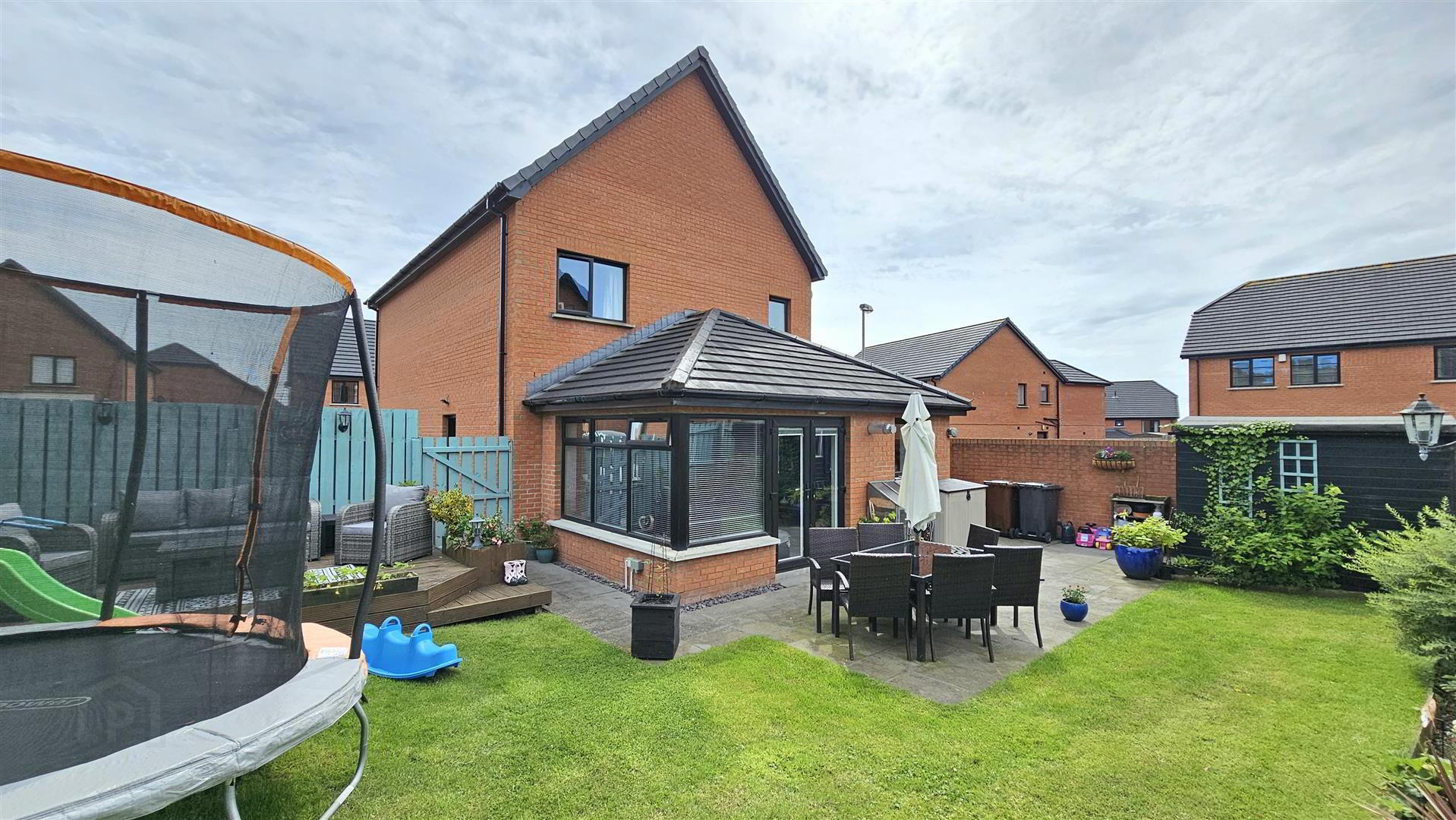 33 Highgrove Crescent 28 of 29