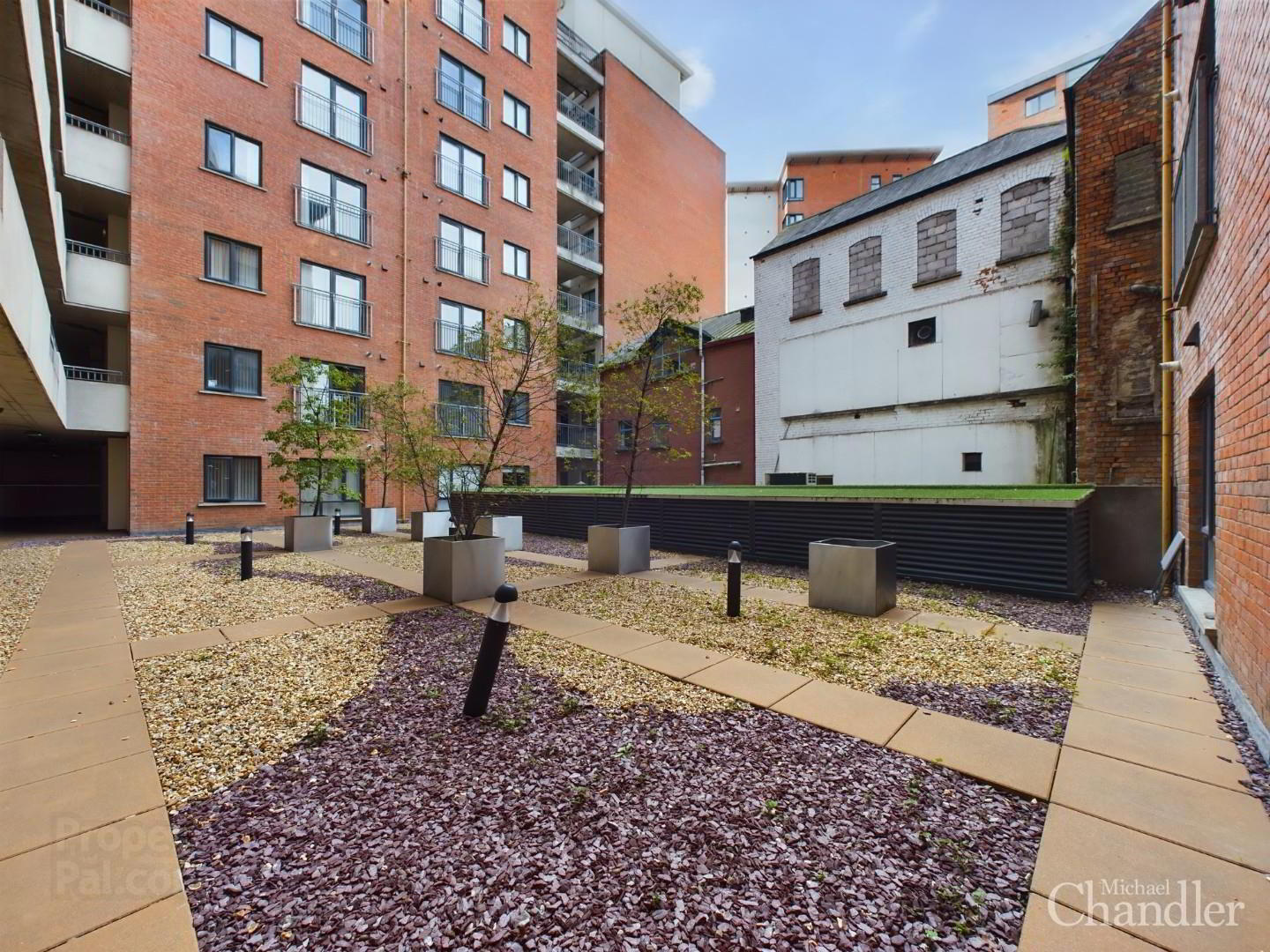 107 College Court Central 11 of 13