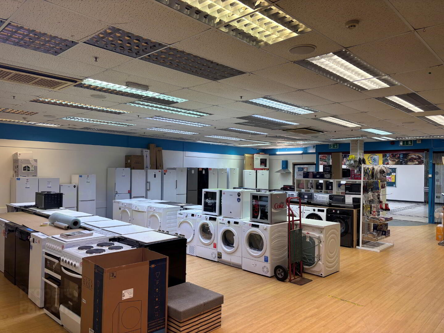 Unit 31-32 Castle Mall 3 of 3