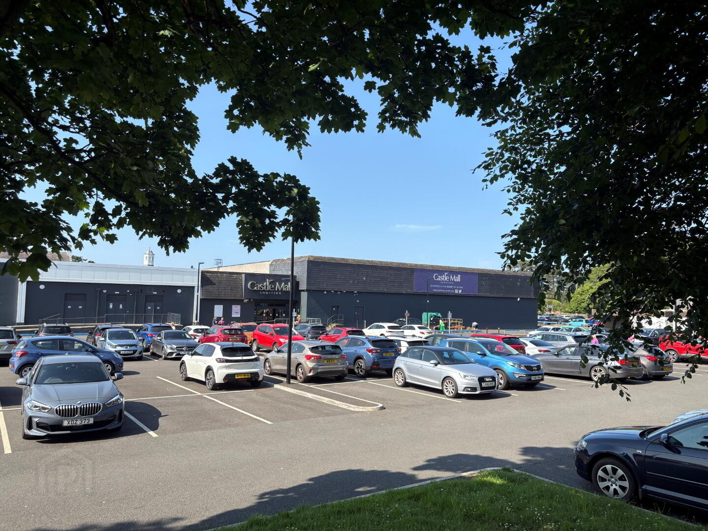 Unit 31-32 Castle Mall 1 of 4