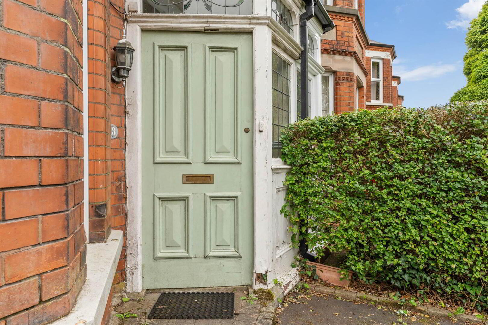 property description image
