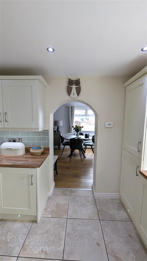 15 Hawkswood 17 of 35