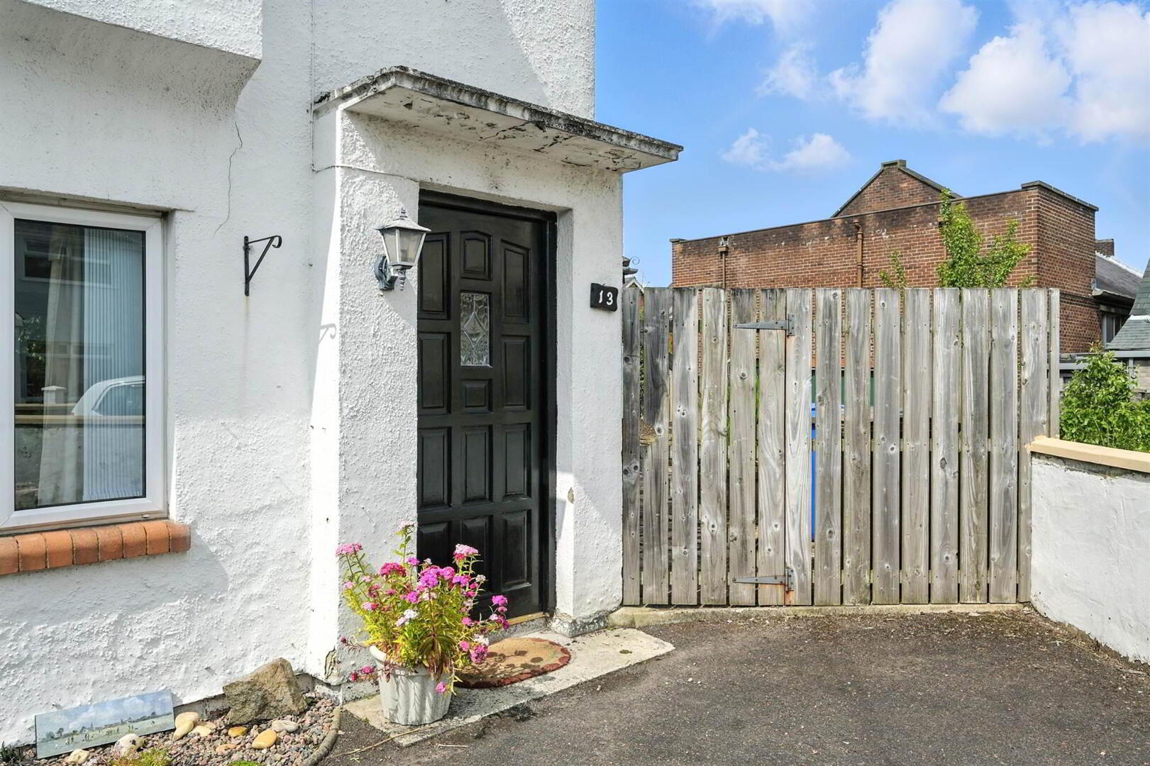 property description image