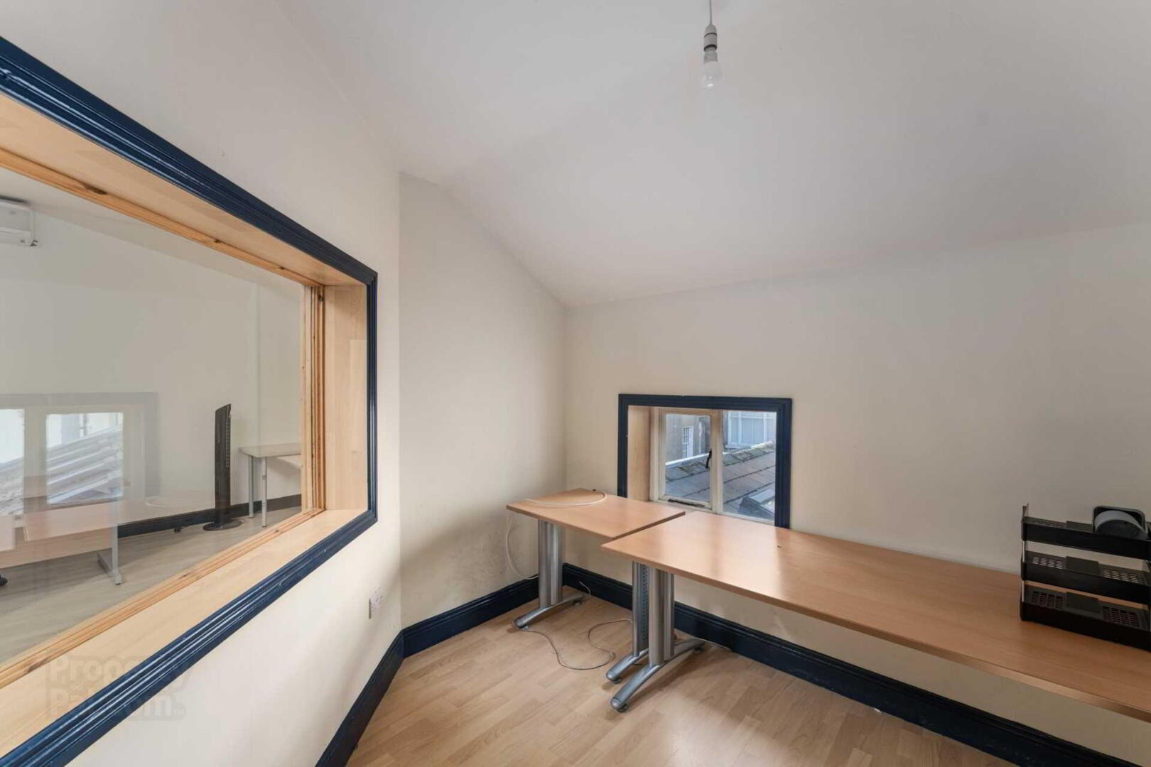 11a Herbert Lane 12 of 14