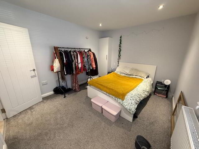 Apt 1 - 68 Surrey Street 7 of 9