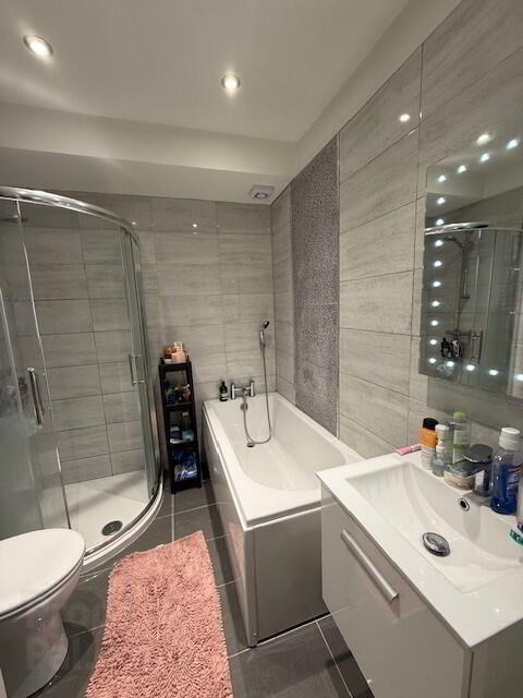 Apt 1 - 68 Surrey Street 9 of 9