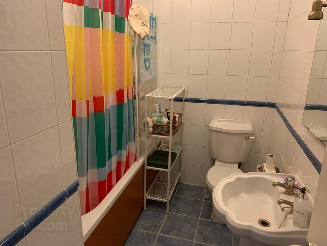 Apt 18, 48 Rossmore Drive 6 of 7