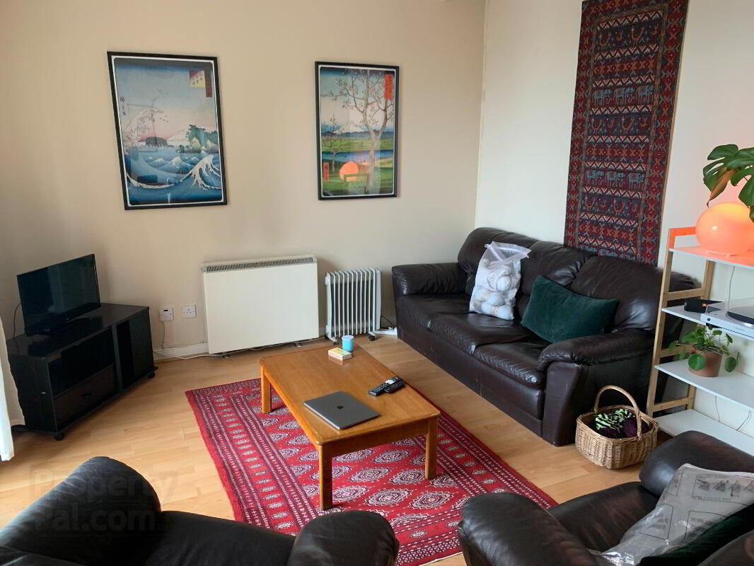 Apt 18, 48 Rossmore Drive 2 of 7