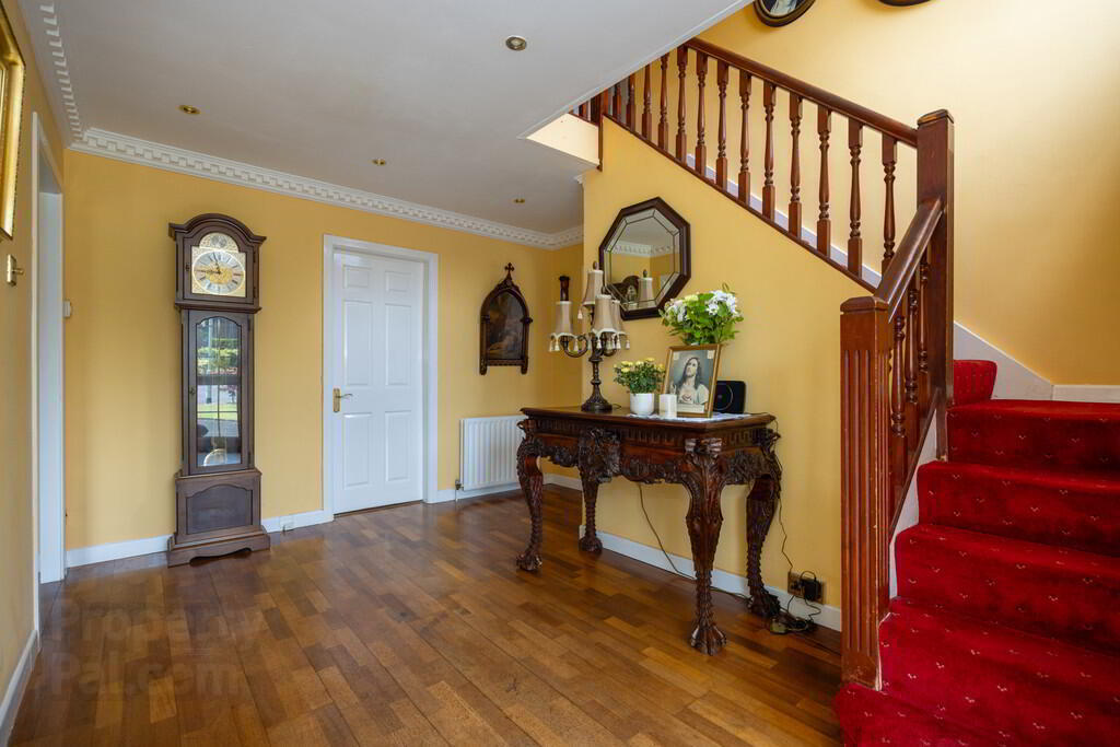 26 Olde Forge Manor 3 of 44