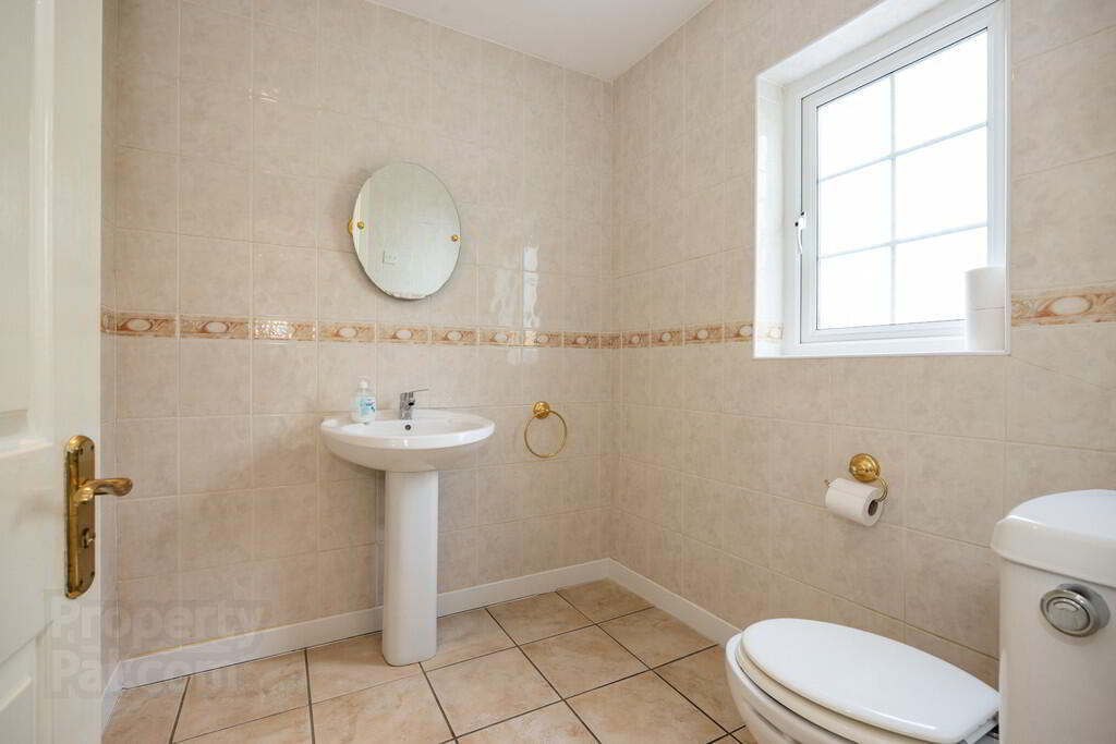 26 Olde Forge Manor 18 of 44