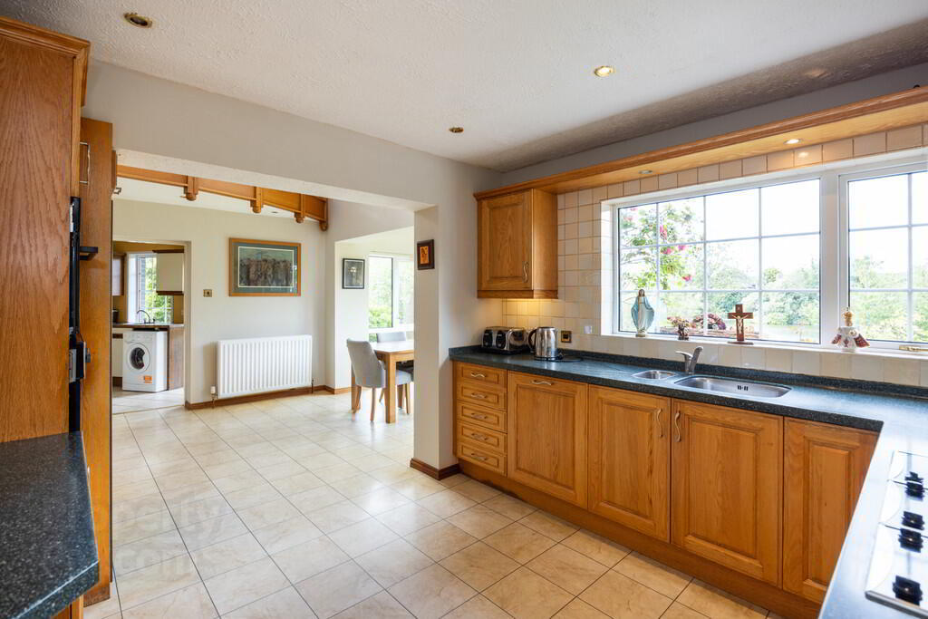 26 Olde Forge Manor 10 of 44