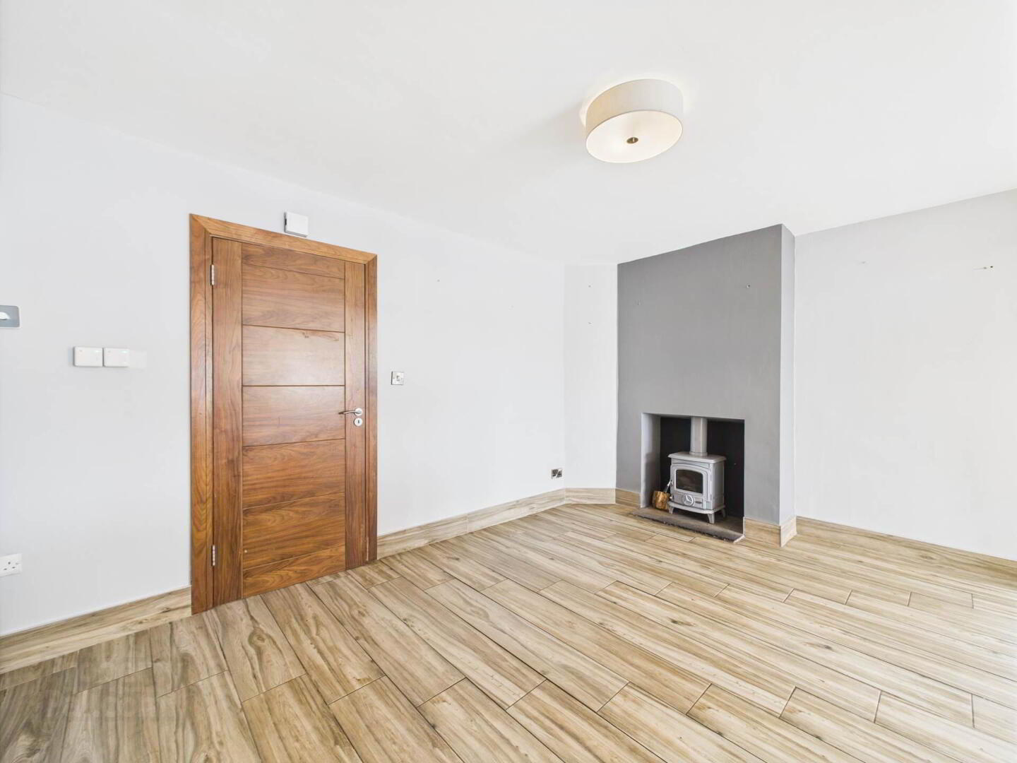 49 Morrissons Avenue 9 of 21