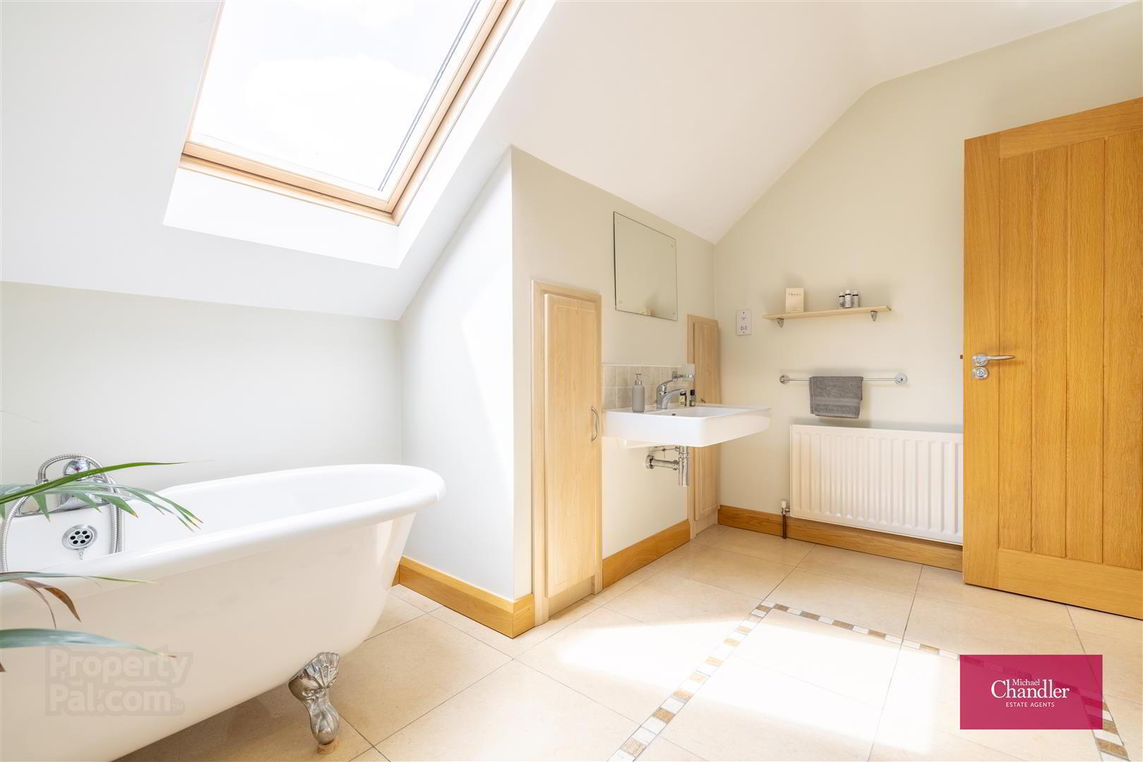 41 Lisleen Road South 30 of 59