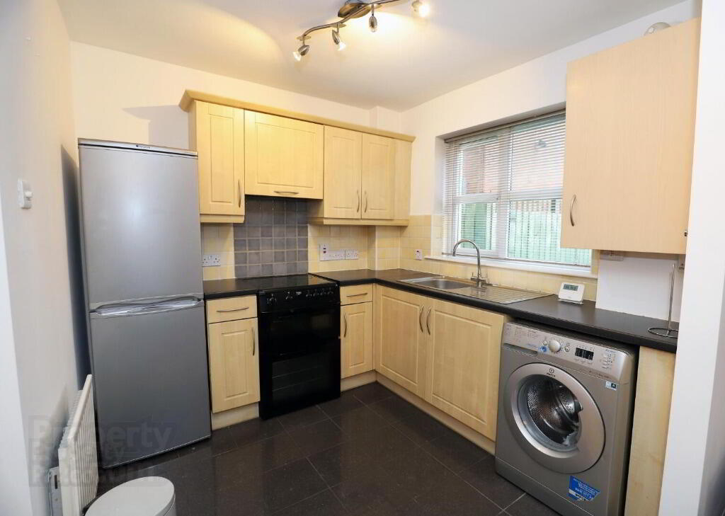 1 Langtry Court 3 of 7