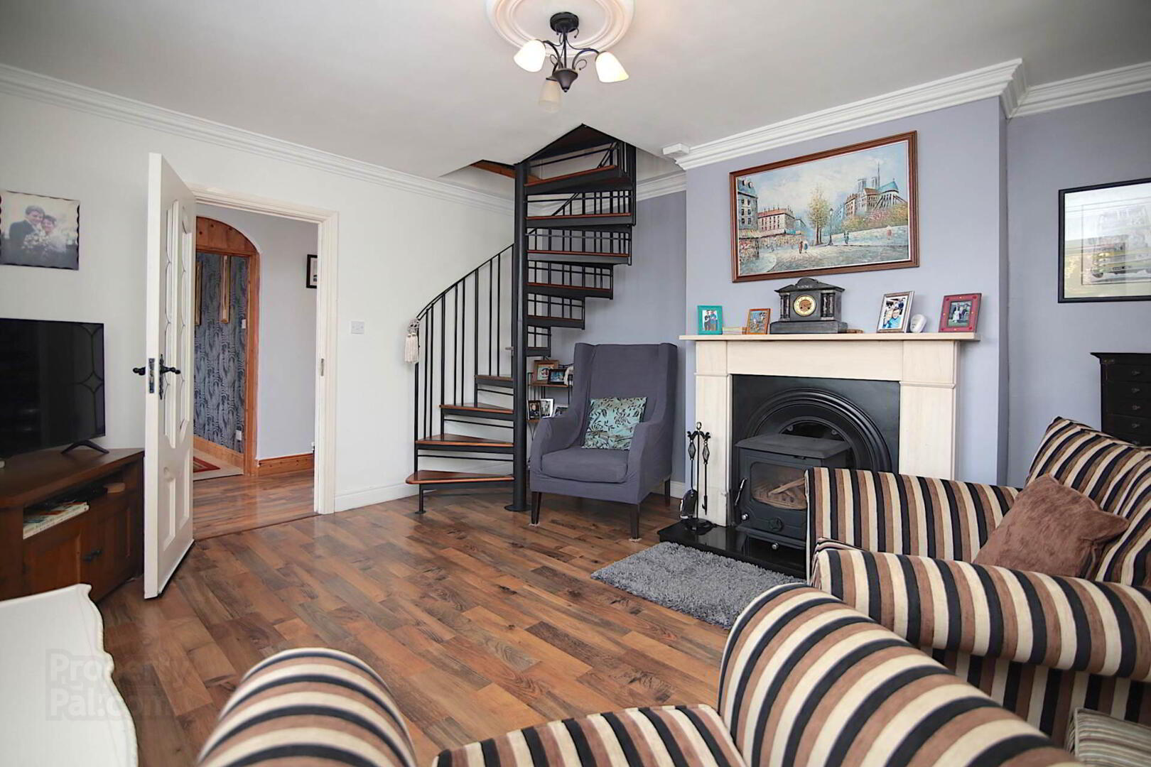 524 Newtown Road 10 of 34