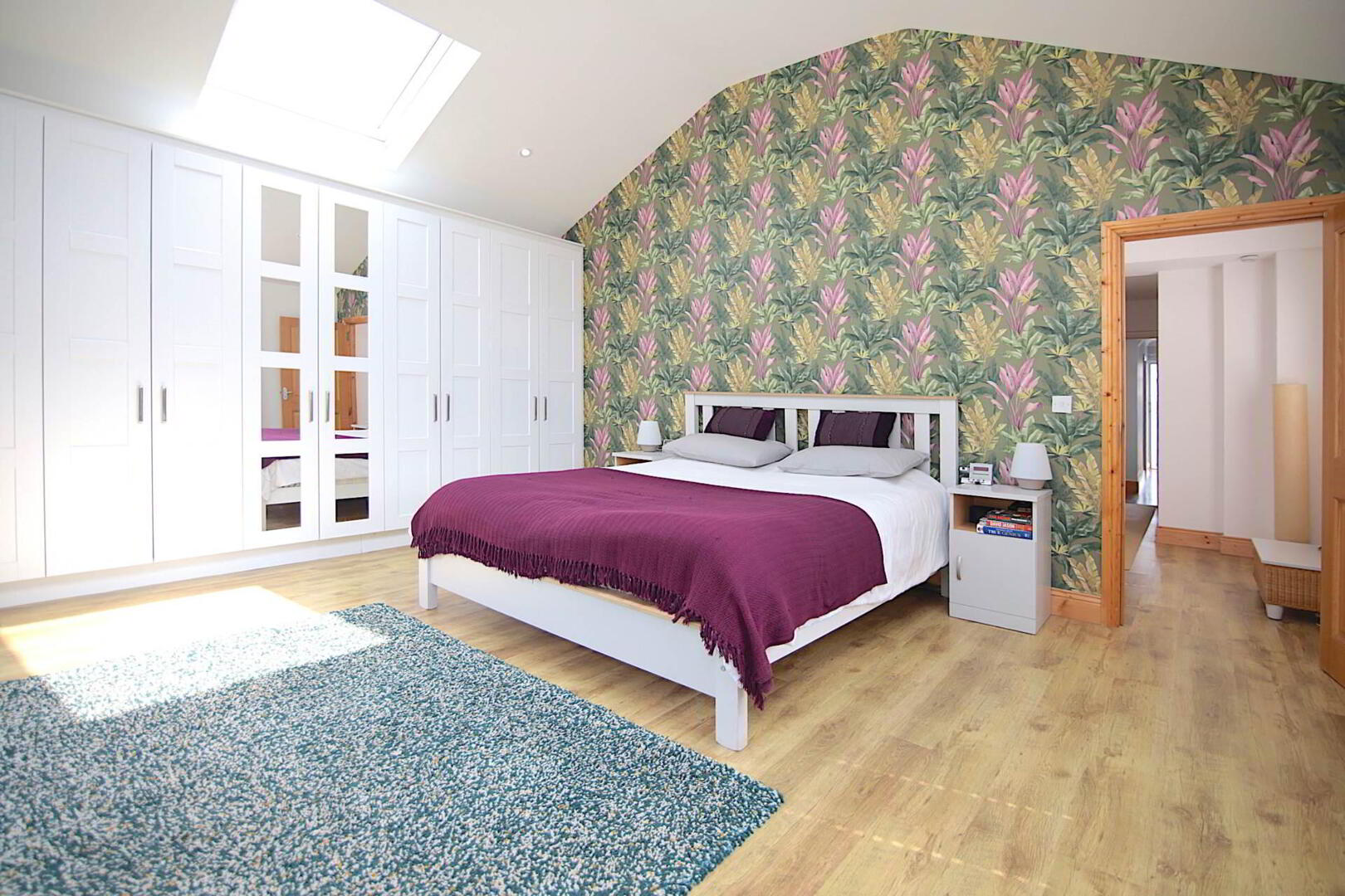 524 Newtown Road 16 of 34
