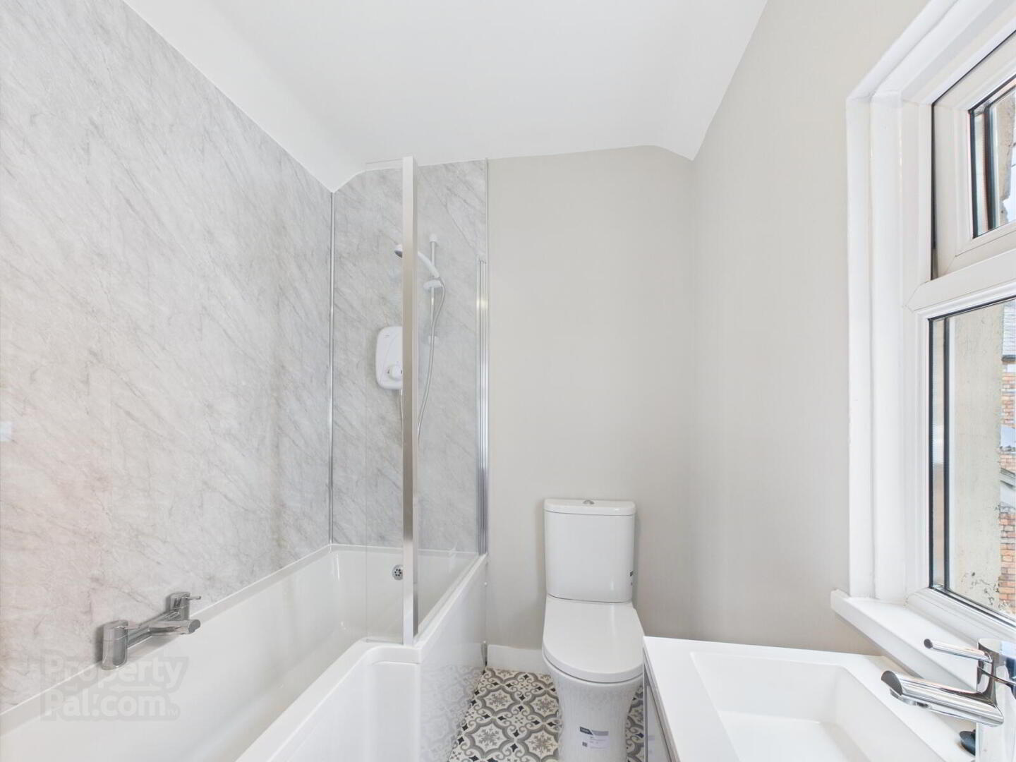 18 Kensington Avenue 7 of 12