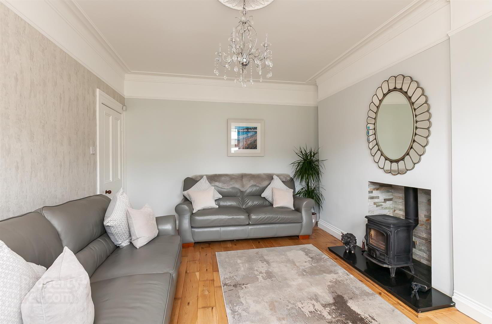 90 Glenarm Road 9 of 44
