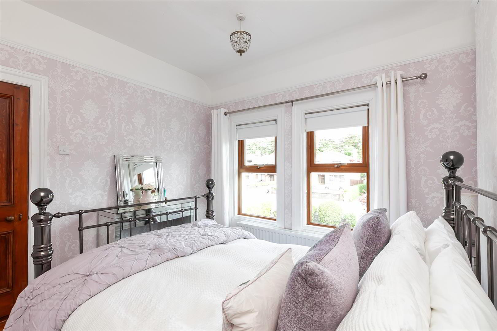 90 Glenarm Road 30 of 44