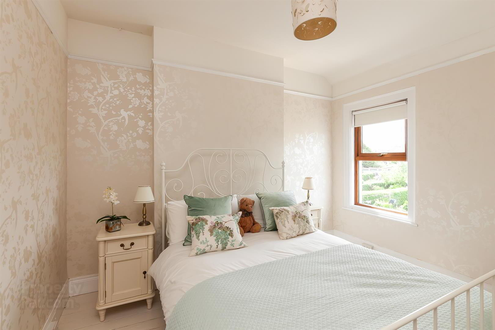 90 Glenarm Road 31 of 44