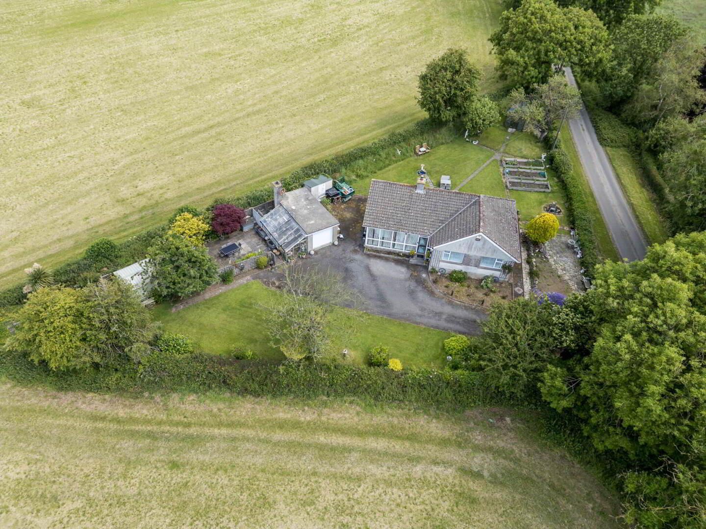 property description image