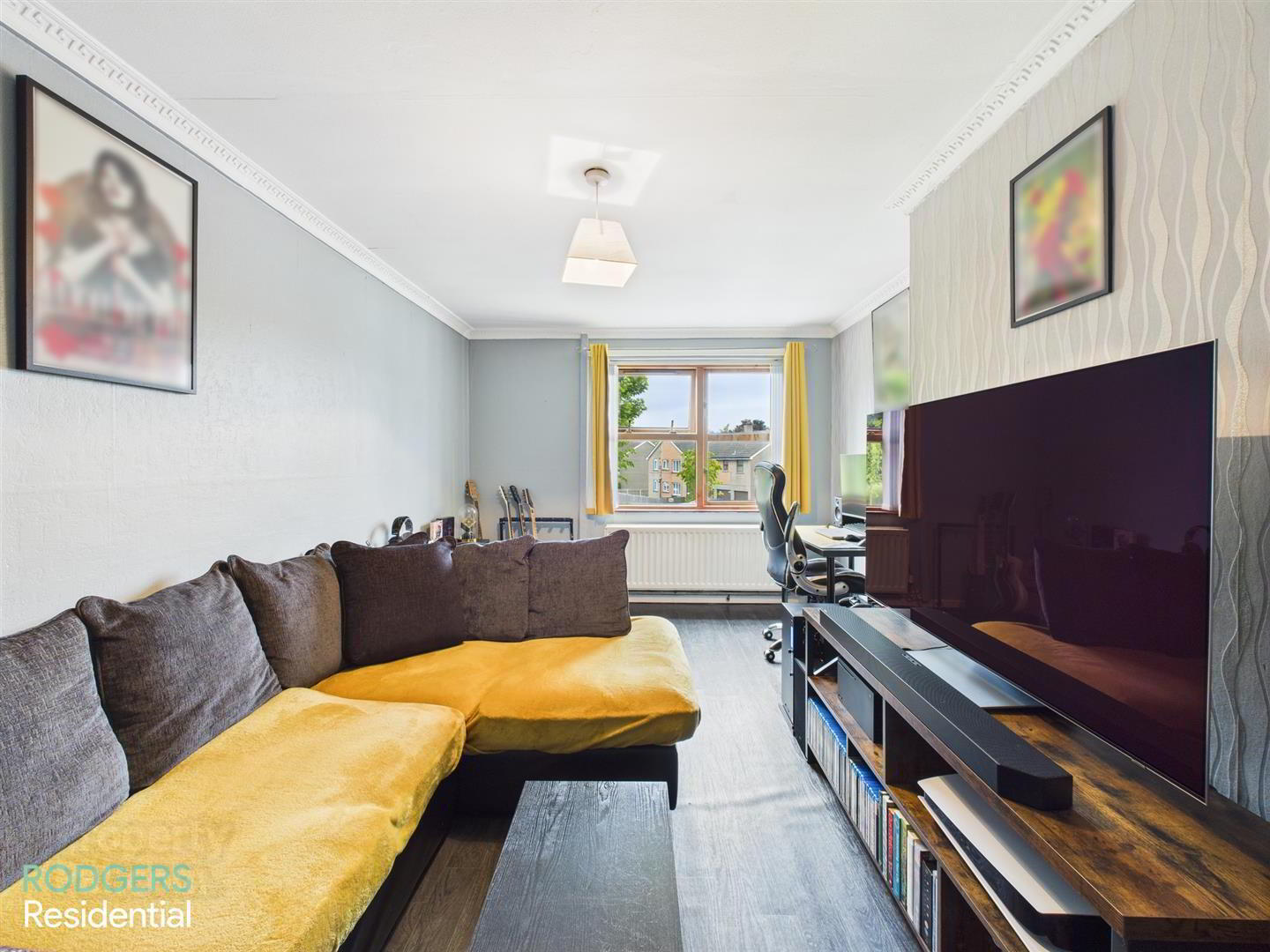 251d Abbey Park 3 of 11