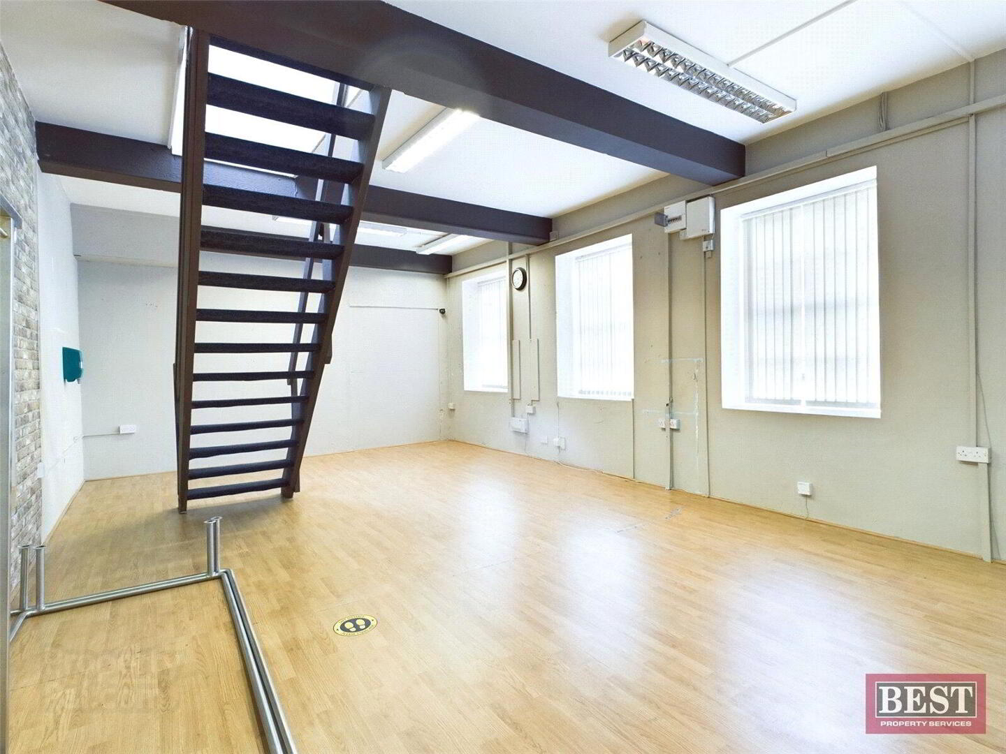 property description image